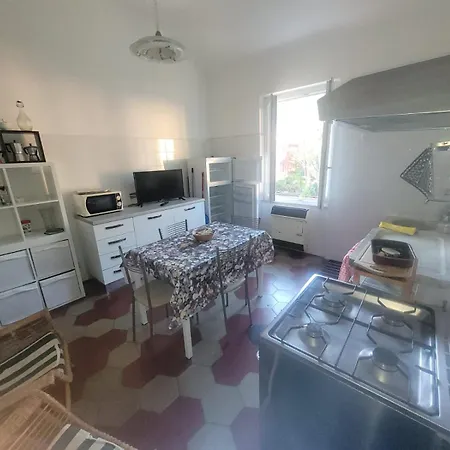 Garibaldi Vista Giardino Apartmán
